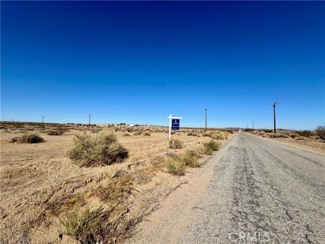 Detail Gallery Image 3 of 5 For 0 Rodeo, Helendale,  CA 92342 - – Beds | – Baths