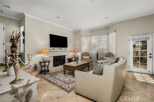 Detail Gallery Image 8 of 40 For 24394 Larchmont Ct, Laguna Hills,  CA 92653 - 2 Beds | 2/1 Baths