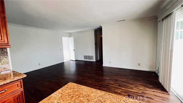 Detail Gallery Image 10 of 20 For 5401 College, Riverside,  CA 92505 - 4 Beds | 2 Baths