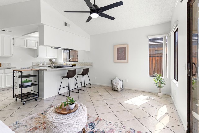 Detail Gallery Image 30 of 58 For 13621 Sandstone Dr, Victorville,  CA 92392 - 3 Beds | 2 Baths