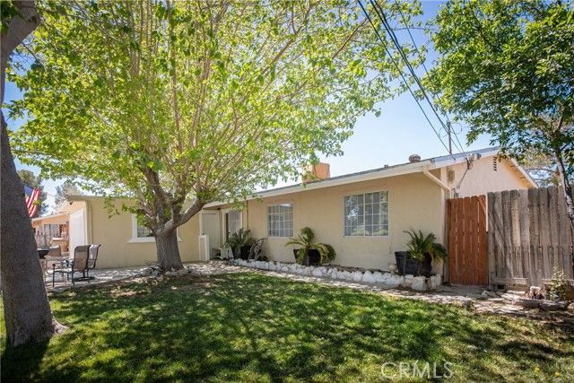Detail Gallery Image 6 of 48 For 11032 Victor Ave, Hesperia,  CA 92345 - 3 Beds | 1 Baths