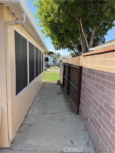 Detail Gallery Image 30 of 30 For 6060 6060 Myrtle Ave, Long Beach,  CA 90805 - 2 Beds | 1 Baths