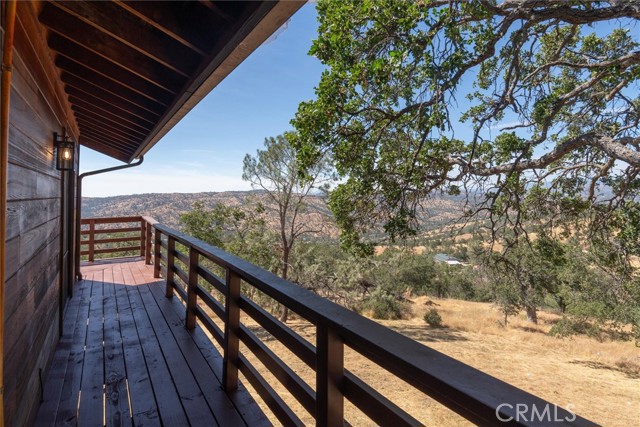 Detail Gallery Image 10 of 44 For 41345 Lilley Mountain Dr, Coarsegold,  CA 93614 - 4 Beds | 1/2 Baths