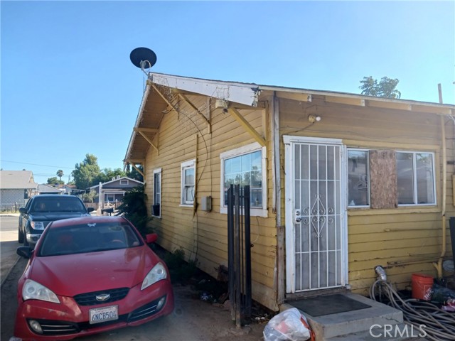 260 W 4th Street, Perris, CA, 92570 260 W 4th Street, Perris, CA, 92570