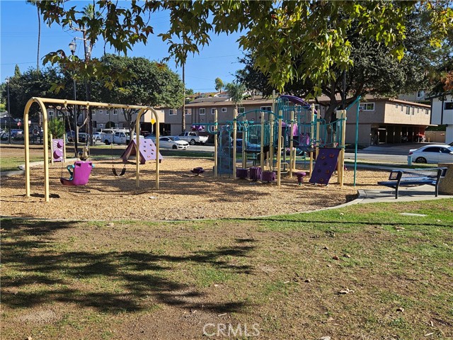 Detail Gallery Image 17 of 17 For 1381 Burwood St #3,  La Habra,  CA 90631 - 2 Beds | 2 Baths