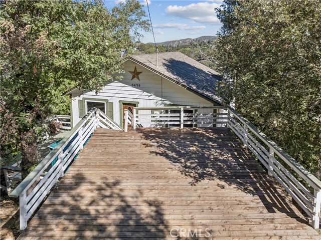 24798 Edelweiss, Crestline, CA 92325