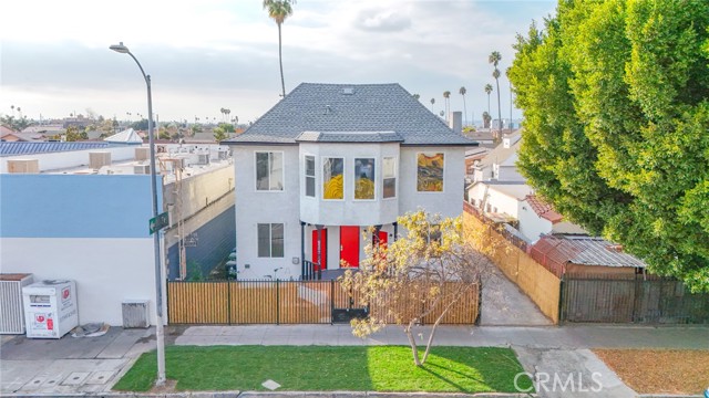 Detail Gallery Image 4 of 66 For 6207 S Figueroa St, Los Angeles,  CA 90003 - – Beds | – Baths