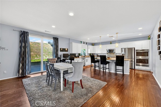 Detail Gallery Image 18 of 71 For 820 Genaro Dr, Perris,  CA 92571 - 4 Beds | 2/1 Baths