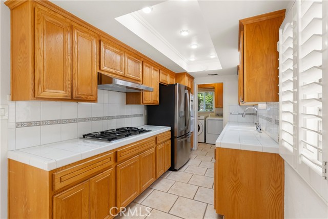 Detail Gallery Image 6 of 27 For 1841 Lake St, Huntington Beach,  CA 92648 - 3 Beds | 2 Baths