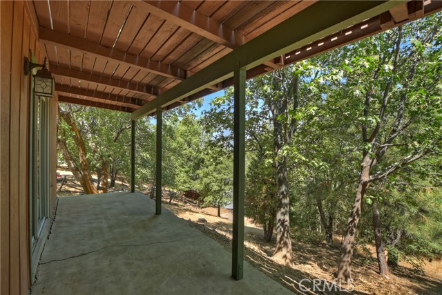 Detail Gallery Image 52 of 70 For 28938 Mammoth Dr, Lake Arrowhead,  CA 92352 - 3 Beds | 2/1 Baths