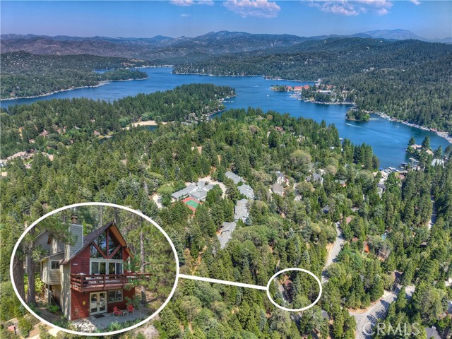 Detail Gallery Image 4 of 50 For 27380 Oakwood Dr, Lake Arrowhead,  CA 92352 - 3 Beds | 3 Baths