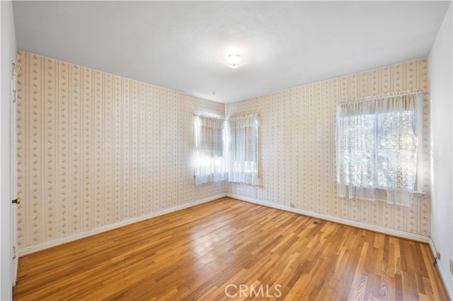 1207 Graynold photo 25