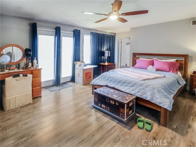 Detail Gallery Image 9 of 16 For 2026 W 94th Pl, Los Angeles,  CA 90047 - 4 Beds | 2 Baths