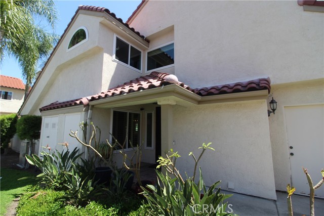 Detail Gallery Image 7 of 39 For 25215 Avenida Pacifica #44,  Lake Forest,  CA 92630 - 2 Beds | 2/1 Baths
