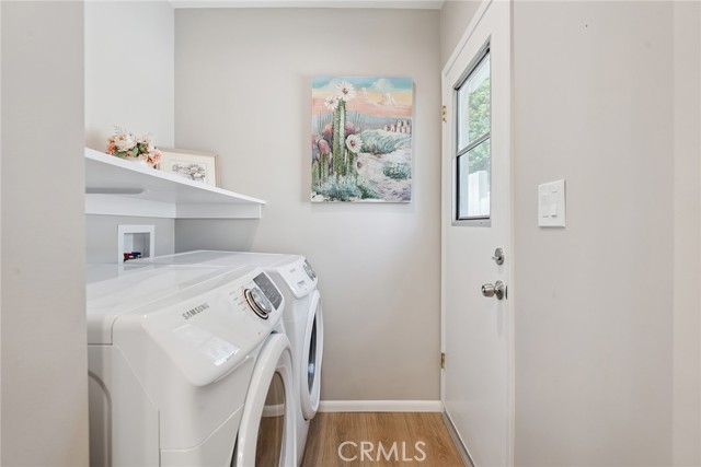 5929 Adler Avenue, Woodland Hills CA: https://media.crmls.org/medias/4a2e4c89-d70a-472c-8a0a-31b2dfff997f.jpg