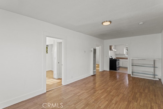 Detail Gallery Image 15 of 28 For 224 W 14th St, Long Beach,  CA 90813 - 4 Beds | 2 Baths