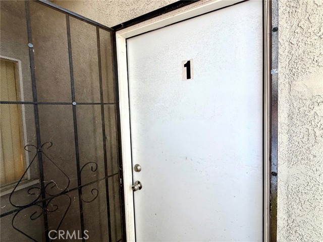 Detail Gallery Image 8 of 47 For 5231 Roseland, Los Angeles,  CA 90016 - – Beds | – Baths