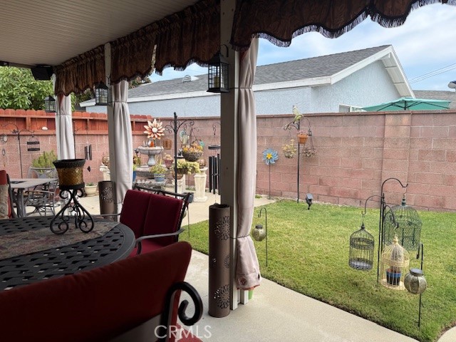9912 Muroc Street, Bellflower CA: https://media.crmls.org/medias/4a2f7500-b317-4cd3-8fee-c8045b63bff7.jpg