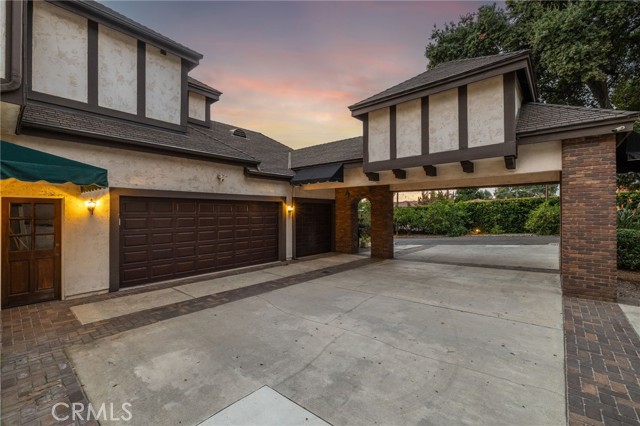 533 E Sierra Madre Avenue, Glendora CA: https://media.crmls.org/medias/4a2f7c78-1899-4336-83de-78ef4995469e.jpg