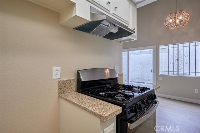 Detail Gallery Image 15 of 39 For 1453 Maxwell Ln, Upland,  CA 91786 - 3 Beds | 2 Baths