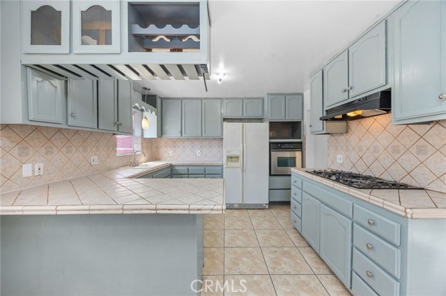 Detail Gallery Image 4 of 16 For 7643 Pickering Ave, Whittier,  CA 90602 - 3 Beds | 2 Baths