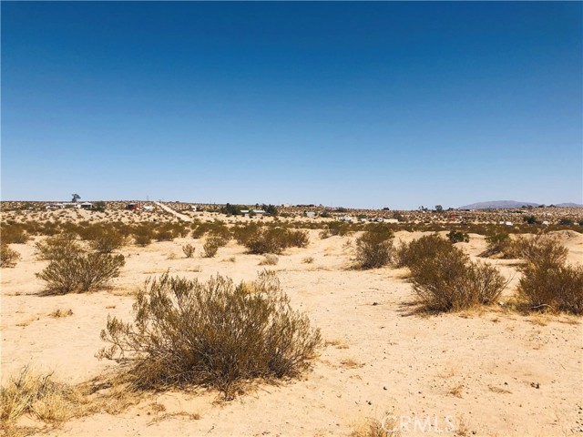 Detail Gallery Image 3 of 7 For 2 Kachina Dr, Twentynine Palms,  CA 92277 - – Beds | – Baths