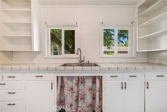 1617 Hemlock Street, Chico CA: https://media.crmls.org/medias/4a307fb0-c15c-473e-8e92-4ad8762284e0.jpg