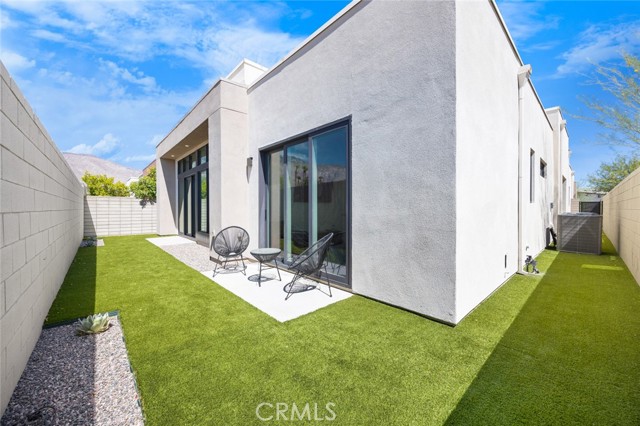 825 Fountain Drive, Palm Springs CA: https://media.crmls.org/medias/4a347036-fccd-482b-b266-ff1cce7762d8.jpg