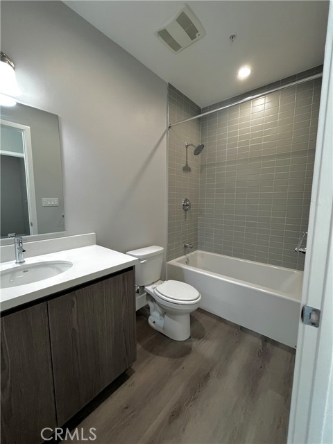 Detail Gallery Image 18 of 26 For 1223 N Hayworth Ave #8,  West Hollywood,  CA 90046 - 2 Beds | 2/1 Baths