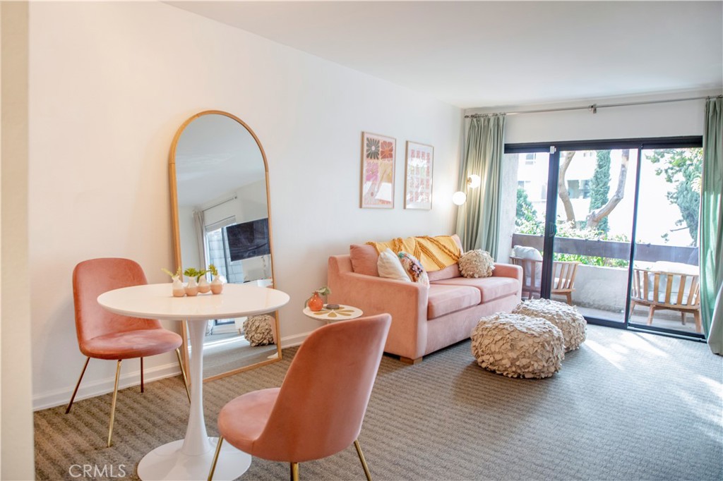 950 N Kings Road #168