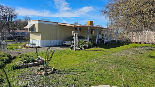 Detail Gallery Image 15 of 31 For 16004 18th Ave, Clearlake,  CA 95422 - 2 Beds | 2 Baths