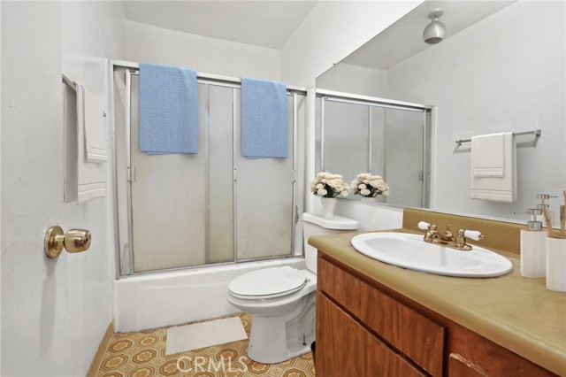 9054 Willis Avenue, 28 photo 6
