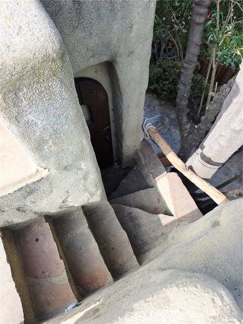 1403 Avon Park, Los Angeles CA: https://media.crmls.org/medias/4a395179-29f7-483f-b988-f49c3f60d2be.jpg