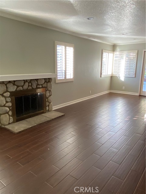 Detail Gallery Image 5 of 23 For 11000 Shaw St, Rancho Cucamonga,  CA 91701 - 3 Beds | 2/1 Baths