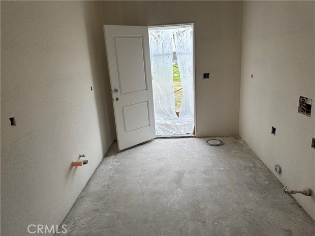 Detail Gallery Image 4 of 11 For 464 Aaron Ct, Atwater,  CA 95301 - 4 Beds | 3 Baths