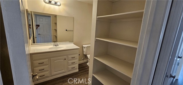 Image 10 of 14 For 1083 Circle City  202