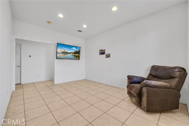 Detail Gallery Image 19 of 42 For 12150 Orgren Ave, Chino,  CA 91710 - 5 Beds | 3 Baths