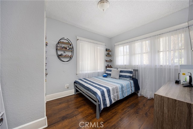 Detail Gallery Image 10 of 17 For 643 Elm Ave, Long Beach,  CA 90802 - – Beds | – Baths