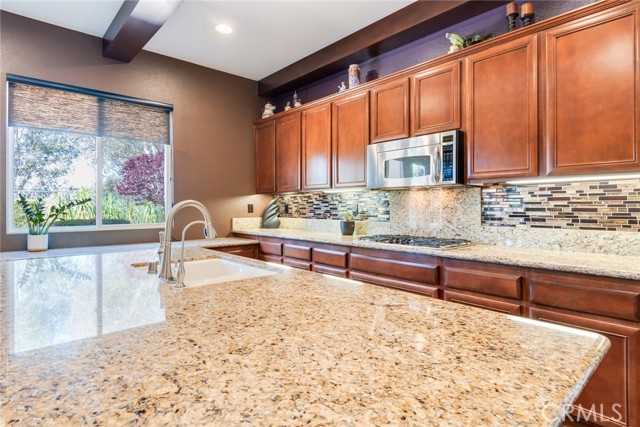 36235 Bay Hill Drive, Beaumont CA: https://media.crmls.org/medias/4a3e51f8-217c-442f-a0ab-71a51a888fa1.jpg
