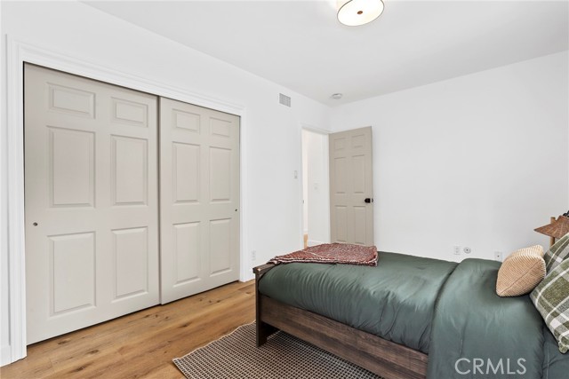 Detail Gallery Image 23 of 44 For 4410 Canoga Dr, Woodland Hills,  CA 91364 - 4 Beds | 3 Baths