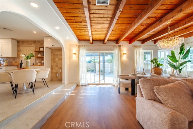 630 Shady Ln, Placentia CA: https://media.crmls.org/medias/4a3f5e5e-8c9e-44bb-8946-eb9d77648865.jpg