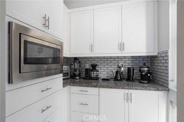 Detail Gallery Image 6 of 30 For 1532 Maxwell Way, Costa Mesa,  CA 92627 - 2 Beds | 3/1 Baths