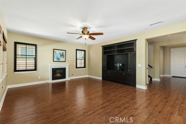 Detail Gallery Image 6 of 54 For 44207 Reidel St, Temecula,  CA 92592 - 5 Beds | 3/1 Baths