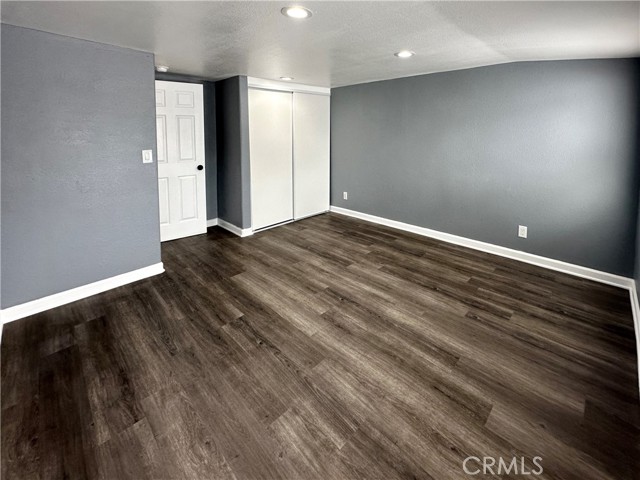 16018 Nordhoff Street, North Hills CA: https://media.crmls.org/medias/4a413213-9e24-4007-af75-5b8343d77375.jpg