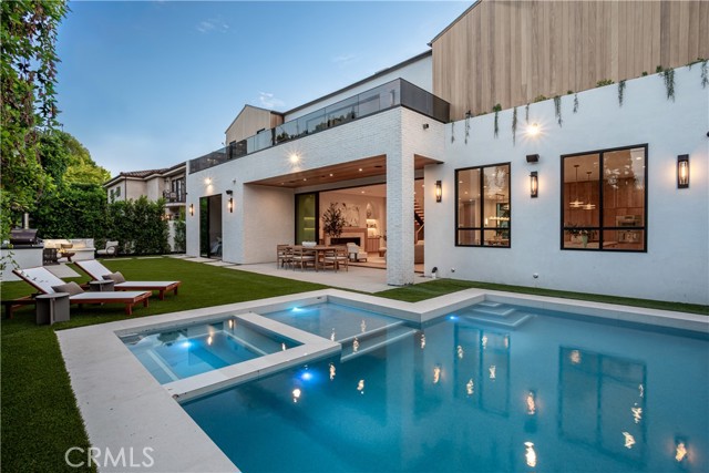 Detail Gallery Image 32 of 34 For 4830 Valjean Ave, Encino,  CA 91436 - 5 Beds | 5/1 Baths