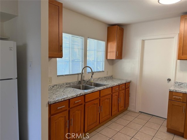 Detail Gallery Image 4 of 10 For 425 Vine St, Glendale,  CA 91204 - 3 Beds | 1 Baths