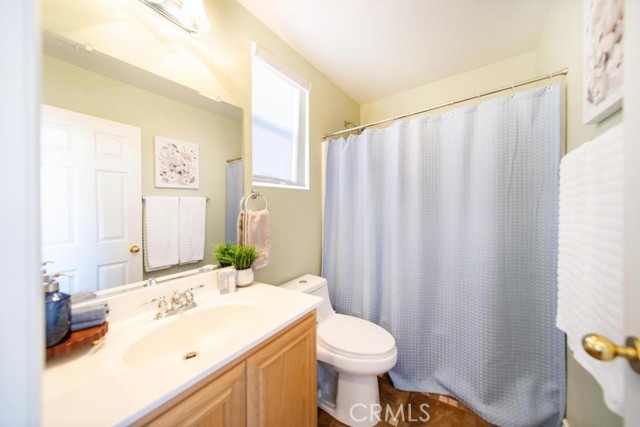 Detail Gallery Image 16 of 40 For 29063 Boulder Crest, Menifee,  CA 92584 - 5 Beds | 3 Baths