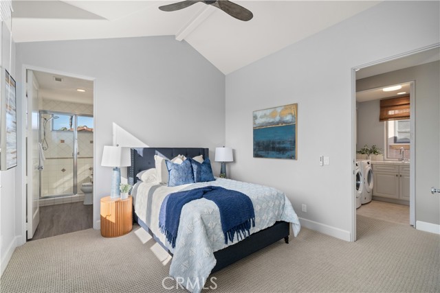 Detail Gallery Image 19 of 47 For 6610 W Oceanfront, Newport Beach,  CA 92663 - 3 Beds | 3/1 Baths