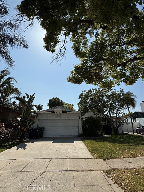 Detail Gallery Image 1 of 1 For 4641 Vesper Ave, Sherman Oaks,  CA 91403 - 2 Beds | 2 Baths