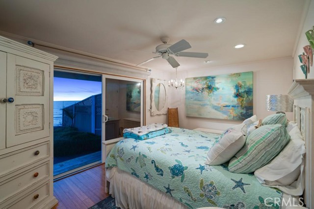 960 Neptune Avenue, Encinitas CA: https://media.crmls.org/medias/4a43ee96-8275-4130-8c0c-8413e382e311.jpg